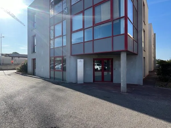 Local 167 m² Ollioules