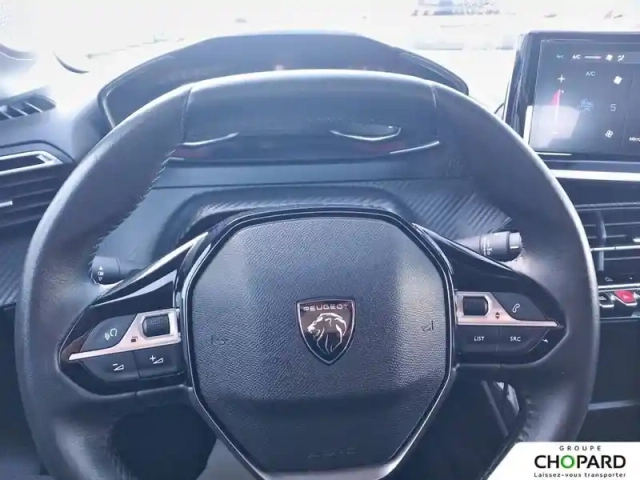 Peugeot 208 puretech 100 s&amp;s bvm6 — photo 16