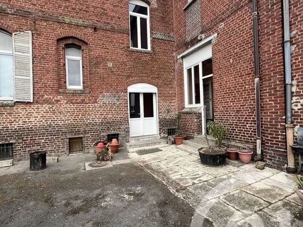 Maison 8 pièces 424 m²