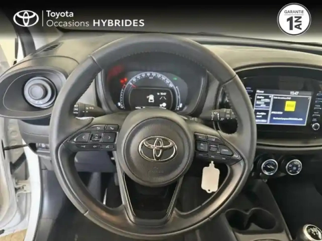 Toyota Aygo X 1.0 vvt-i 72ch dynamic — photo 9