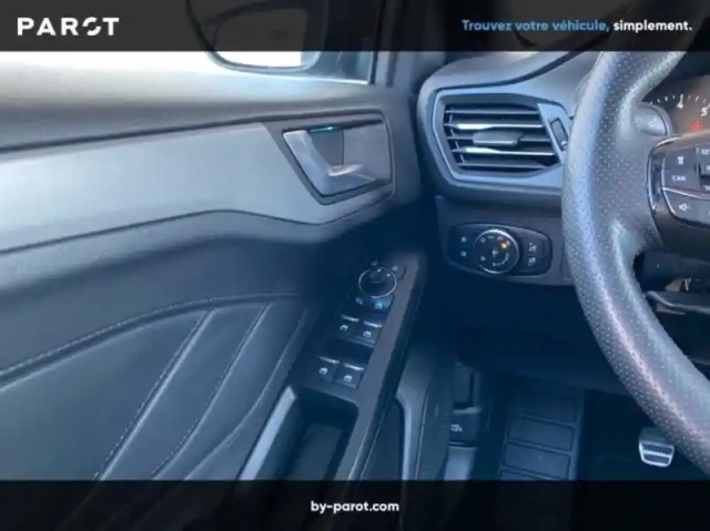 Ford Focus 1.0 flexifuel mhev 125ch st-line style — photo 6