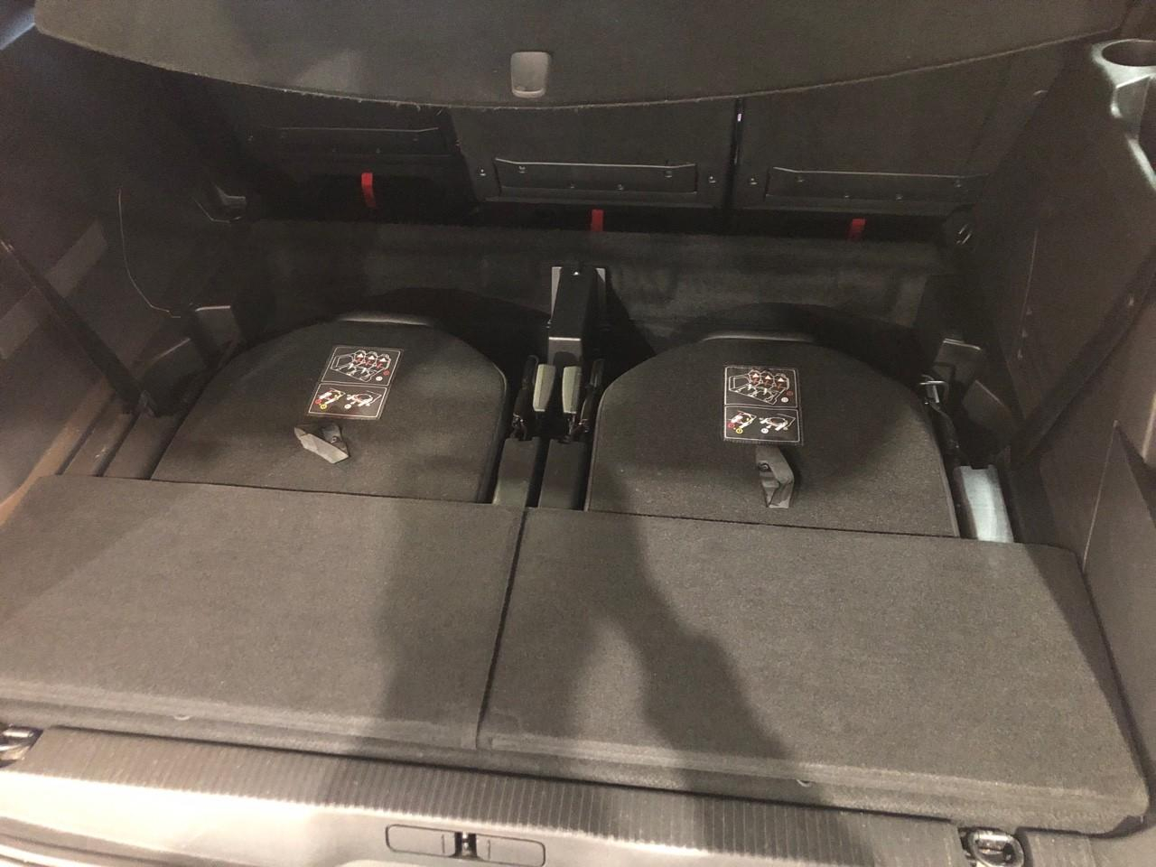Peugeot 5008 puretech 130ch s&s eat8 allure pack — photo 24