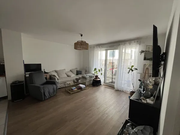 Appartement T2 - 53m2 près des transports