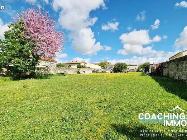 Terrain 1 700 m² Niort