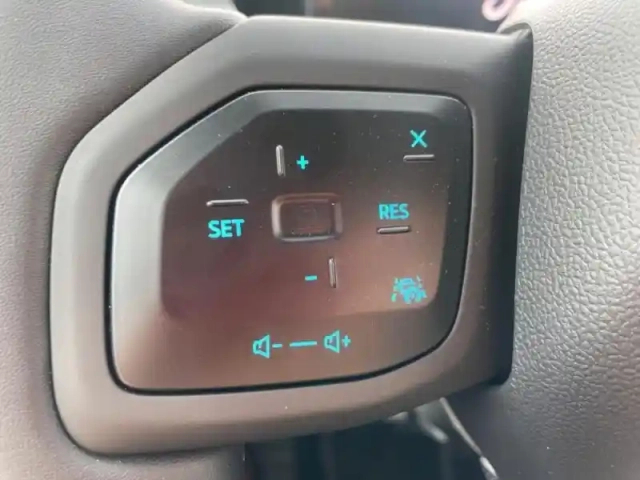 Ford Explorer 170ch standard range 52kwh style rwd — photo 15