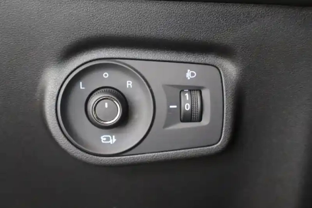 Mg Zs 1.5 l hybrid+ 197 ch — photo 32