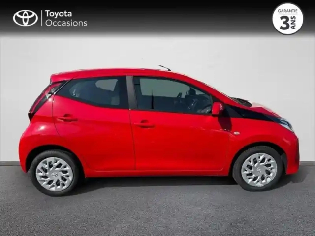 Toyota Aygo 1.0 vvt-i 72ch x-play 5p my20 — photo 9