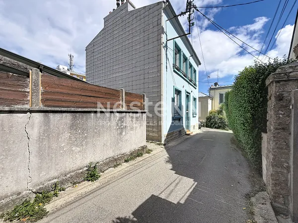 BREST - SECTEUR RECOUVRANCE - KERBONNE | MAISON DE VILLE 3 CHAMBRES, COUR, GARAGE