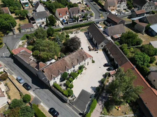 Maison 2 pièces 310 m²