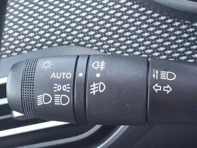 Dacia Jogger 5 places expression tce 110 — photo 22