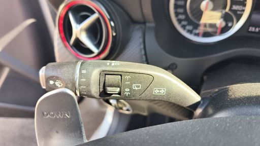 Mercedes Classe A 45 AMG 360 4Matic 7G-Tronic - AMG – 2015 – 83594 km – Essence – Boîte Automatique — photo 15