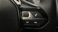 Peugeot 208 1.5 BlueHDi 100 Premium Pack — photo 25