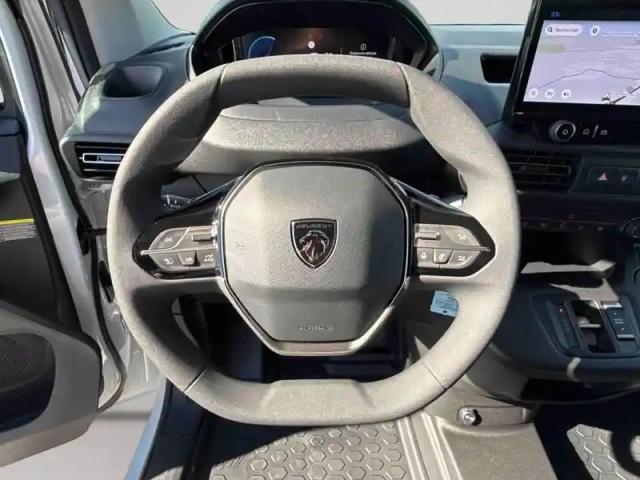 Peugeot Partner m charge utile majorée electrique 136ch batterie 54 kwh — photo 13