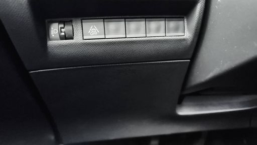 Peugeot 208 1.2 PureTech 100 - Allure – 2022 – 22593 km – Essence – Boîte Manuelle — photo 7