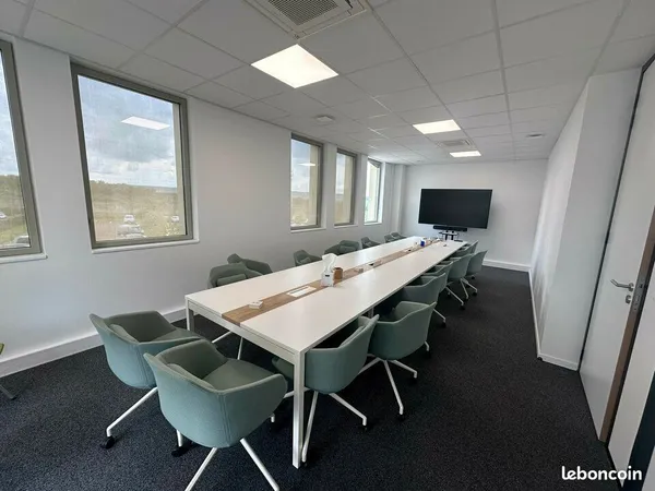 Bureaux 328 m²