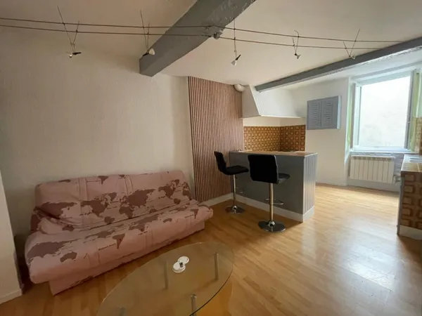 Studio 1 pièce 24 m²