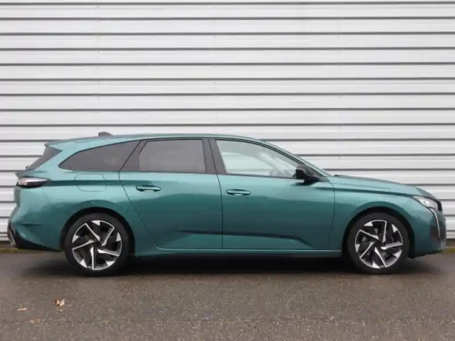 Peugeot 308 sw 1.2 puretech 130ch s&amp;s allure pack — photo 4