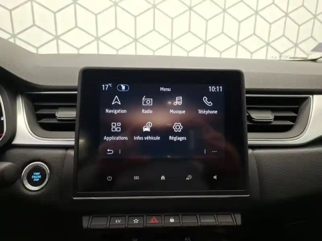 Renault Captur e-tech 145 - 21 — photo 18