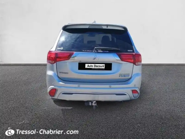 Mitsubishi Outlander 2.4l phev twin motor 4wd instyle — photo 4