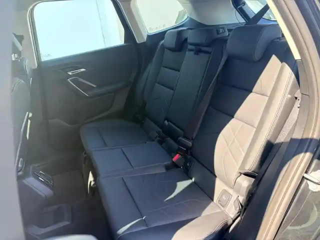 Bmw X1 sdrive18d 150ch xline — photo 7