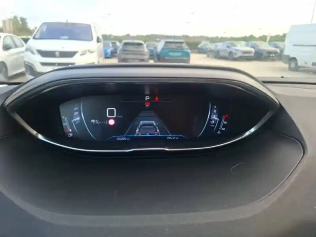 Peugeot 3008 bluehdi 130ch s&amp;s eat8 — photo 18