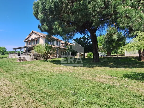 Maison 6 pièces 200 m²