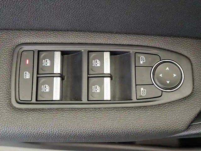Renault Captur tce 140 - 21 — photo 30