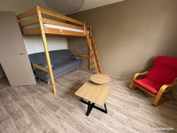 Studio 1 pièce 30 m²