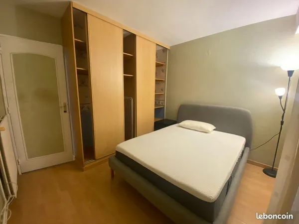 Chambre à louer 450 meublé