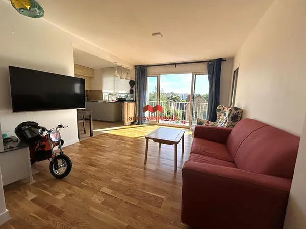 Charmant appartement 4 pièces à vendre à Poissy - Lumineux et calme