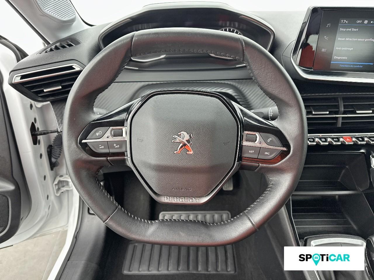 Peugeot 208 puretech 75 s&s active — photo 12