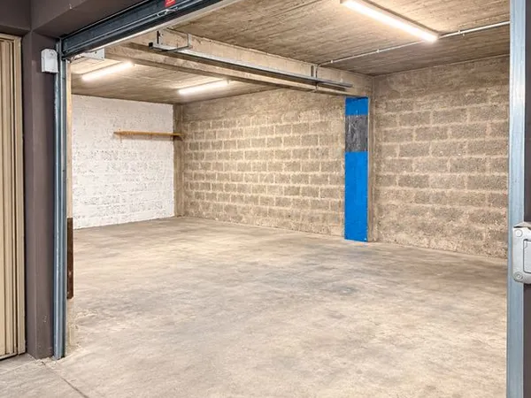 Grand garage grenoble condorcet