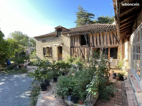 Propriété 8 pièces 140 m²