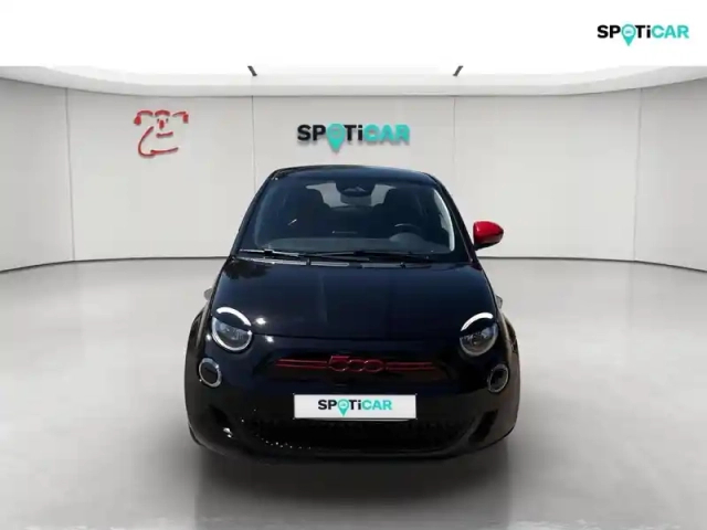 Fiat 500 e 118ch (red) my23 — photo 9