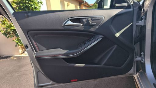 Mercedes Classe A 45 AMG 360 4Matic 7G-Tronic - AMG – 2015 – 83594 km – Essence – Boîte Automatique — photo 57