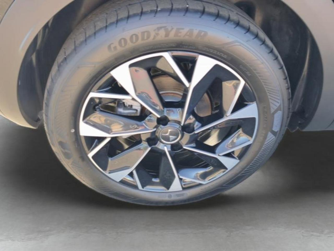 Ds Ds 3 e-tense 156ch opera / vision 360 / charge 11kw / c — photo 26