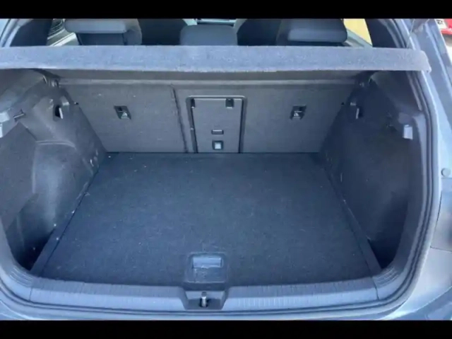 Volkswagen Golf 2.0 tdi scr 200ch gtd dsg7 — photo 9