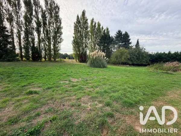 Terrain 2301 m²