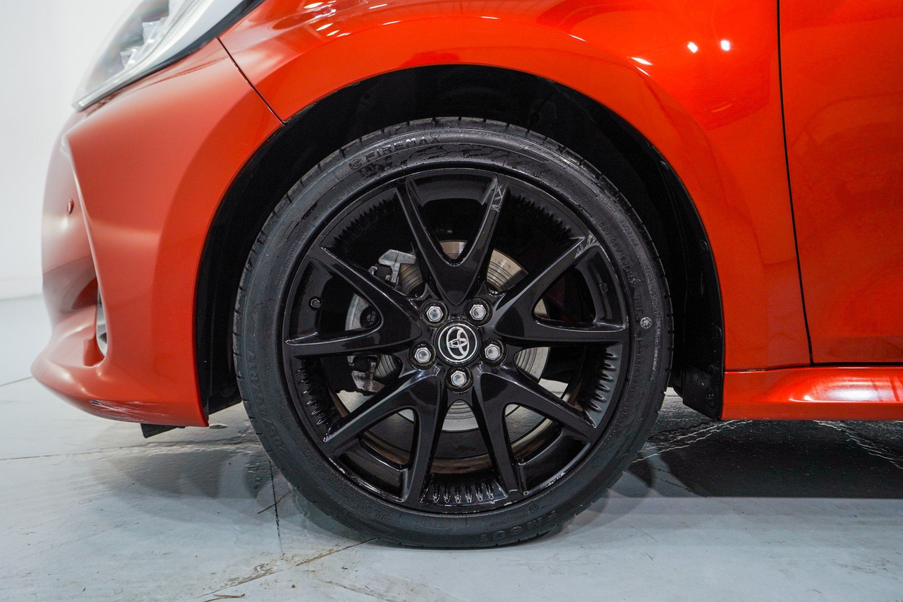Toyota Yaris 4 — photo 10