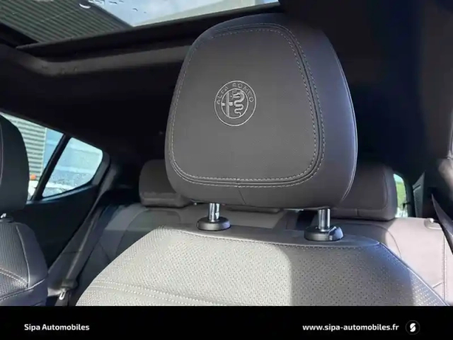 Alfa Romeo Tonale 1.3 ibrida plug-in 280ch at6 e-q4 — photo 102