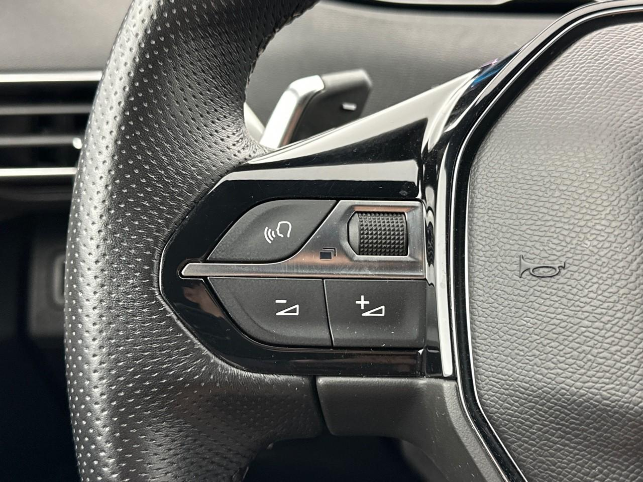 Peugeot 3008 hybrid 225 e-eat8 gt pack — photo 20