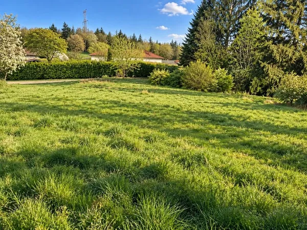Terrain 1600 m²