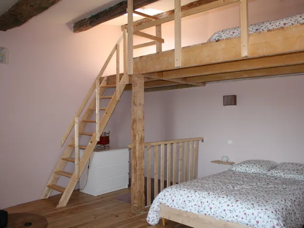 Vends maison rénovée avec 2 duplex