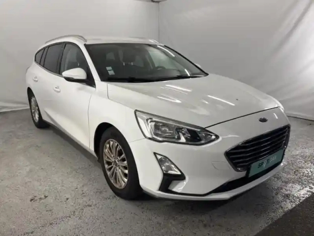 Ford Focus sw 1.0 ecoboost 125ch titanium — photo 3