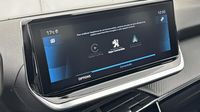 Peugeot 2008 1.2 PureTech 130ch S&S Allure Business — photo 13