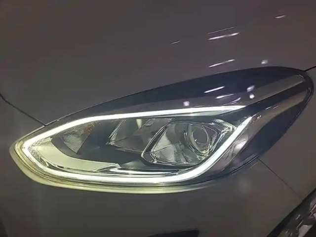 Ford Fiesta 1.0 ecoboost 100 s&amp;s bva6 — photo 16