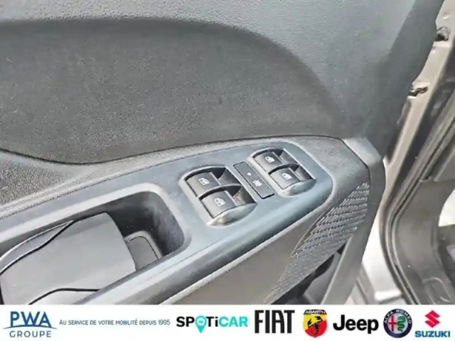 Fiat Doblo cargo maxi 1.6 multijet 105ch cabine approfondie pack professional e6 — photo 12