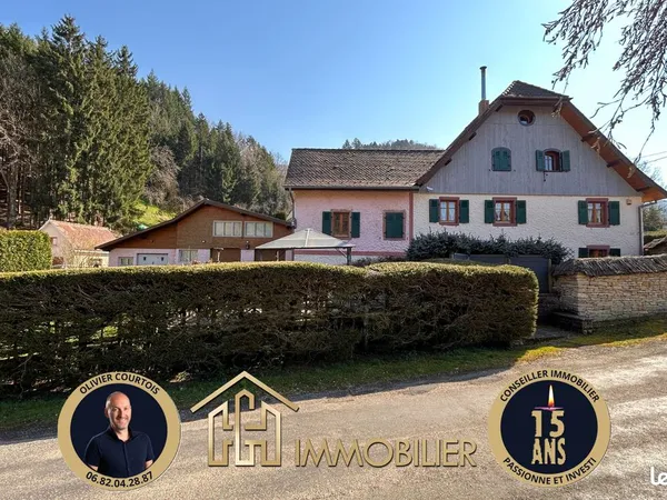 Maison 8 pièces 210 m²