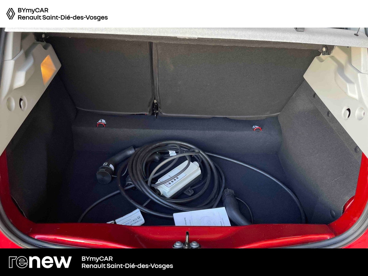Renault Zoe R110 - 22B — photo 13