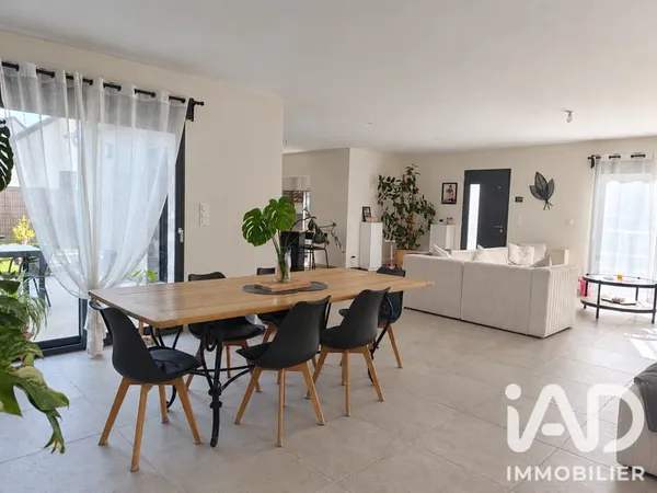 Maison 6 pièces 148 m²